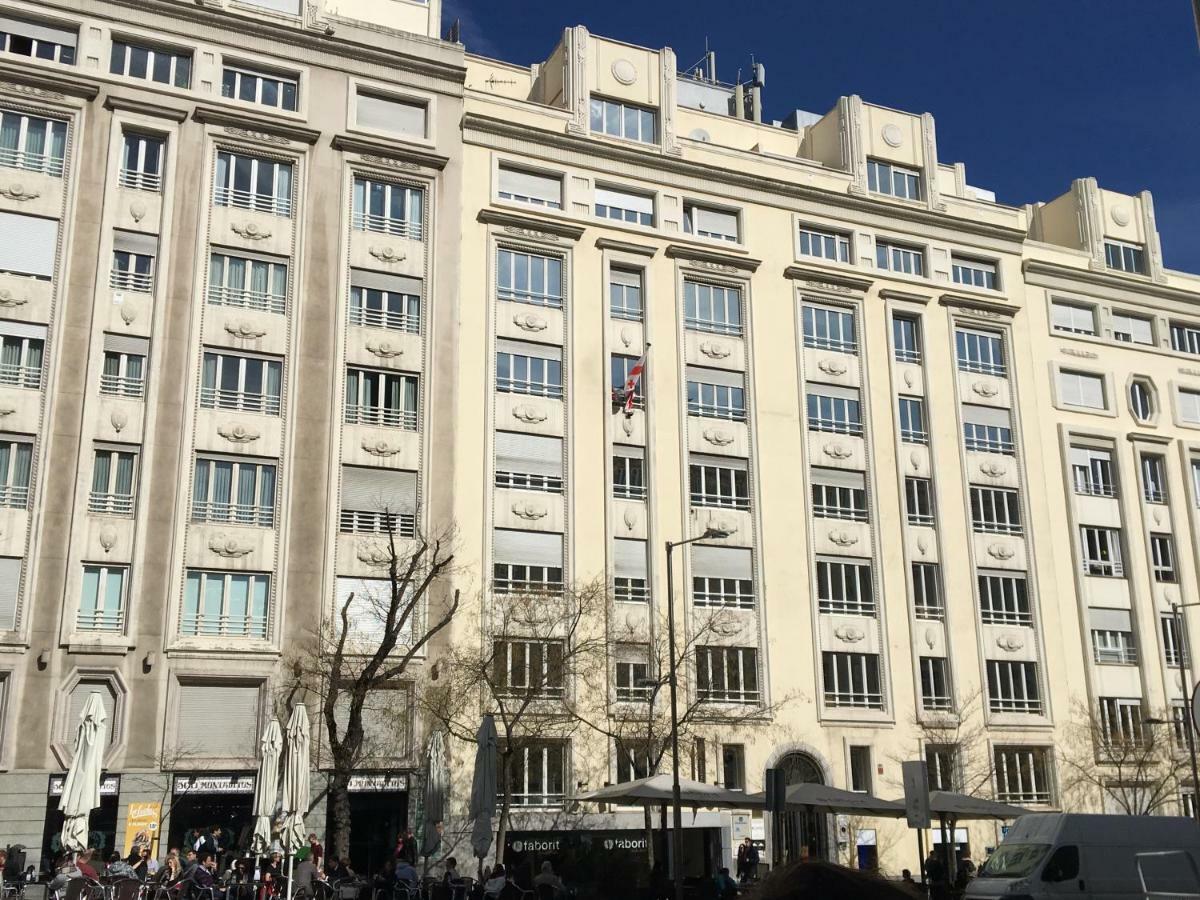 Smart Plaza De Las Cortes Daire Madrid Dış mekan fotoğraf